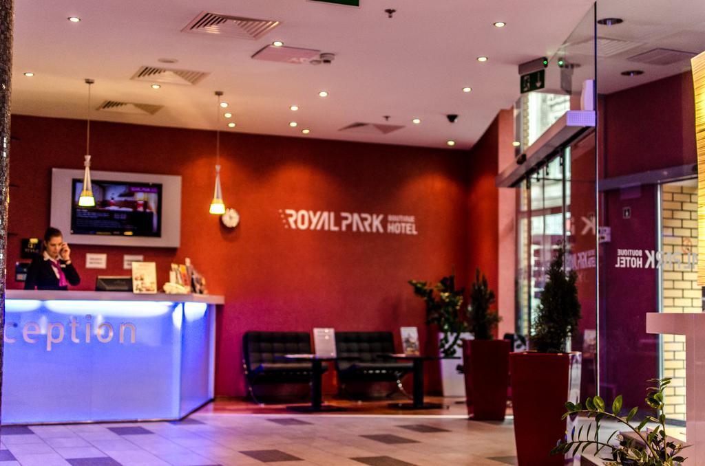 Royal Park Boutique Hotel Budapeste Exterior foto